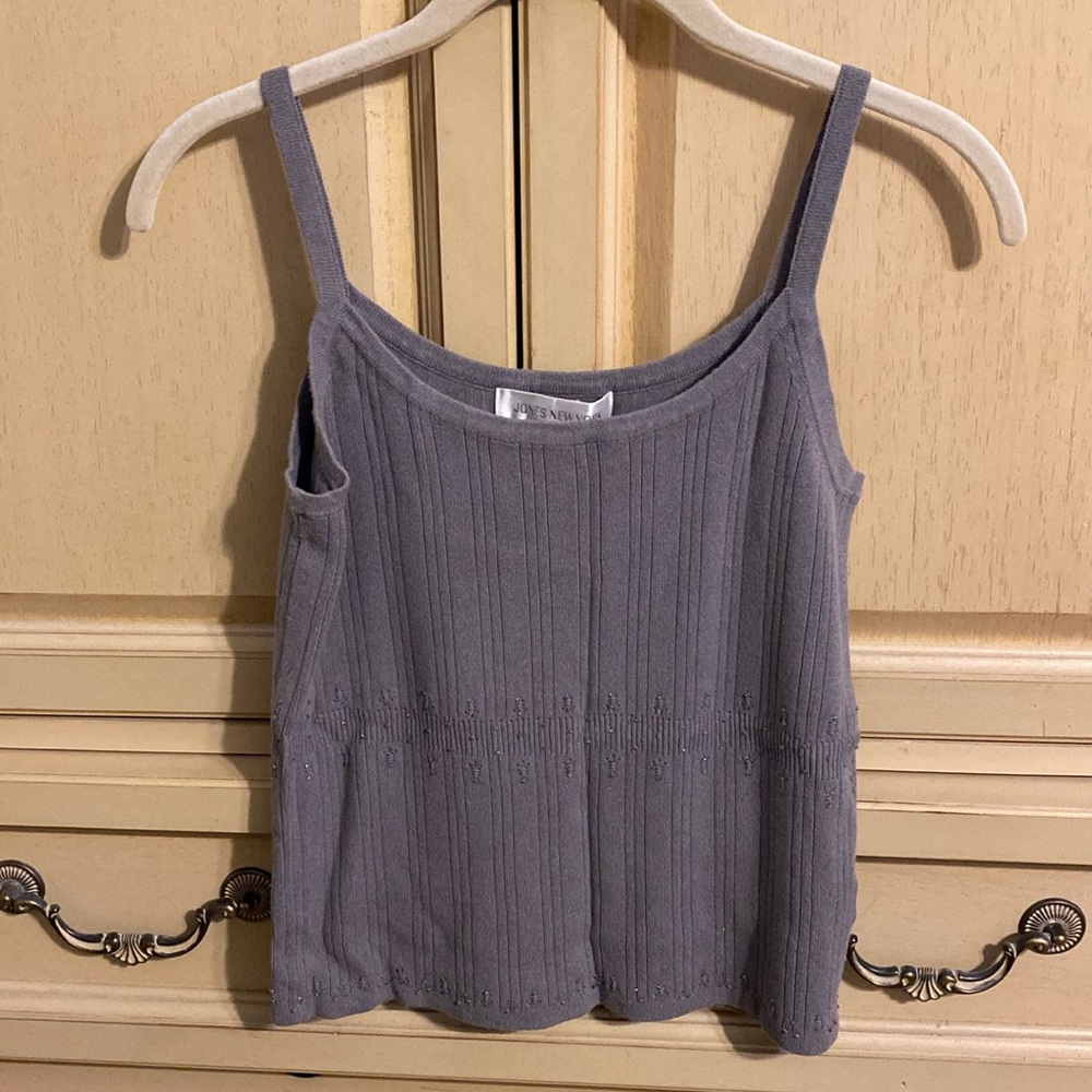 Grey Bead trim tank